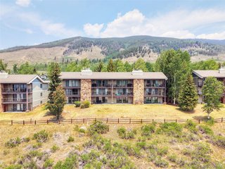 32 Corinthian Cir B-102 Dillon, CO 80435