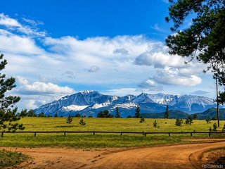 584 Sourdough Rd Woodland Park, CO 80863