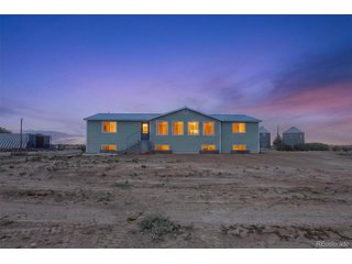 32189 County Road 16 Keenesburg, CO 80643