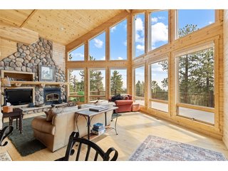 559 Bellows Rd Hartsel, CO 80449