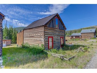 2546 Cr-12 Alma, CO 80440
