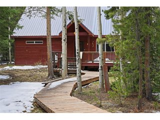 1419 Little Bear Creek Rd Idaho Springs, CO 80452
