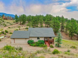122 W Cline Dr Shawnee, CO 80475