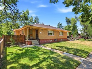 3863 Perry St Denver, CO 80212