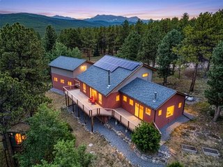 84 Albert Dr Rollinsville, CO 80474