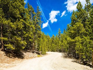 9 Rainbow Rd Idaho Springs, CO 80452