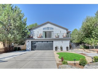215 Beckers Ln Manitou Springs, CO 80829