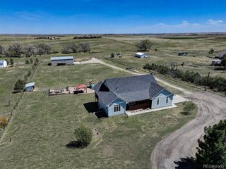 59956 E Commanche Way Strasburg, CO 80136