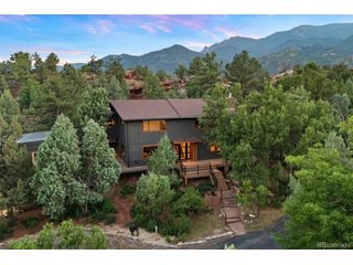 127 Via Vallecito Manitou Springs, CO 80829