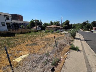 880 Winona Ct Denver, CO 80204