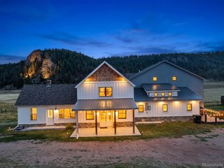1636 Lakemoor Dr Florissant, CO 80816
