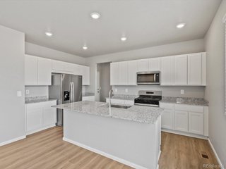 4634 Sugarcane St Johnstown, CO 80534