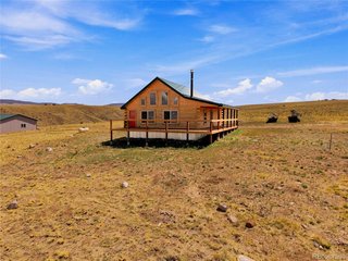 2400 Phantom Terrace Dr Westcliffe, CO 81252