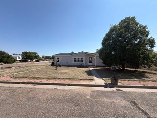 604 Polk St La Junta, CO 81050