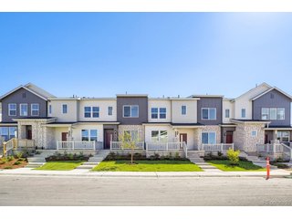 362 N Bersshine Ct Watkins, CO 80137