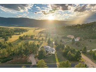 8061 Sugarloaf Rd Larkspur, CO 80118