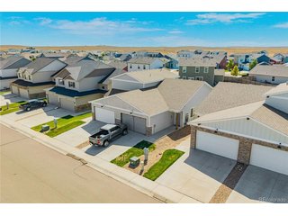 526 Foxtail Pl Wiggins, CO 80654