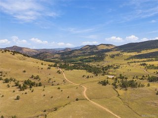 214 Betty Lou Rd Guffey, CO 80820