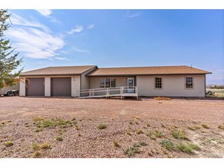 1407 Top Notch Trl Penrose, CO 81240