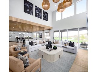 8113 S Bersshine St Aurora, CO 80016