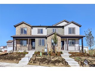 1228 S Algonquian St Aurora, CO 80018