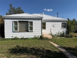 324 Elm St Arriba, CO 80804