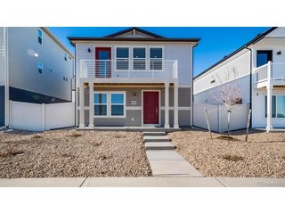 46546 Gold Prairie Dr Bennett, CO 80102