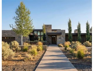 3881 Turret Ln Sedalia, CO 80135